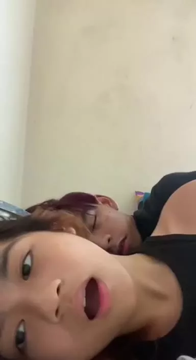 Isep Batang Hitam Sampai Crot